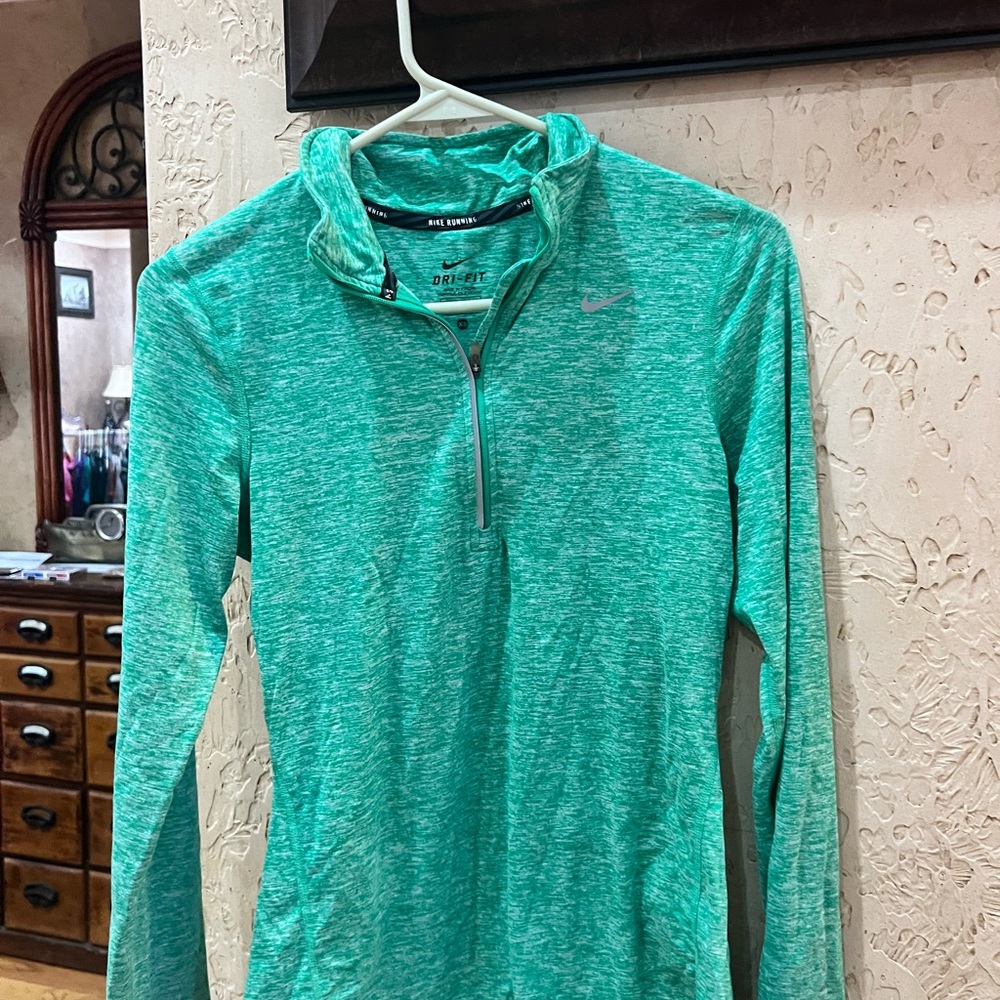 Nike Dri Fit XS Green Ladies Top